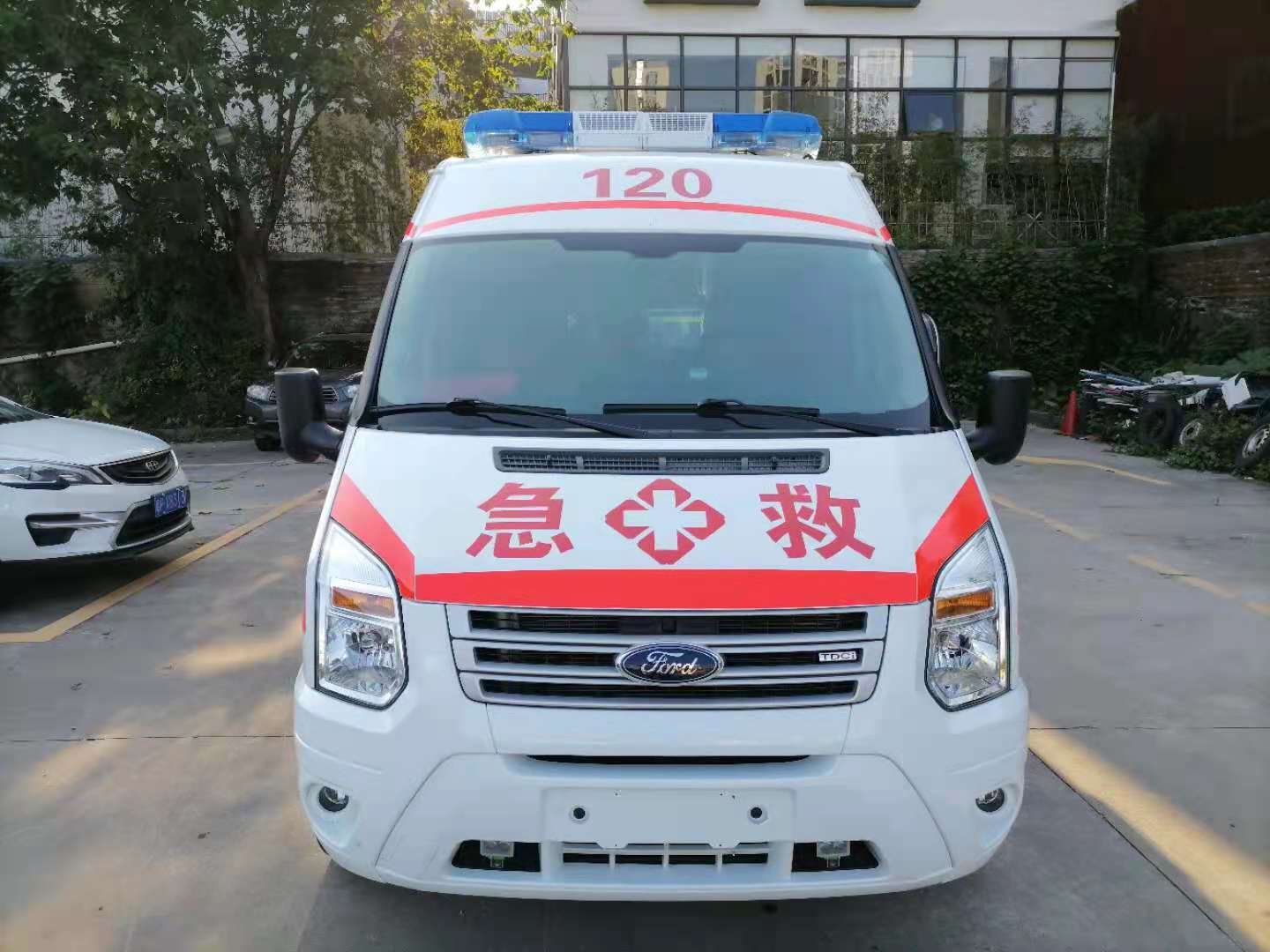 巴青县妇婴监护型护送